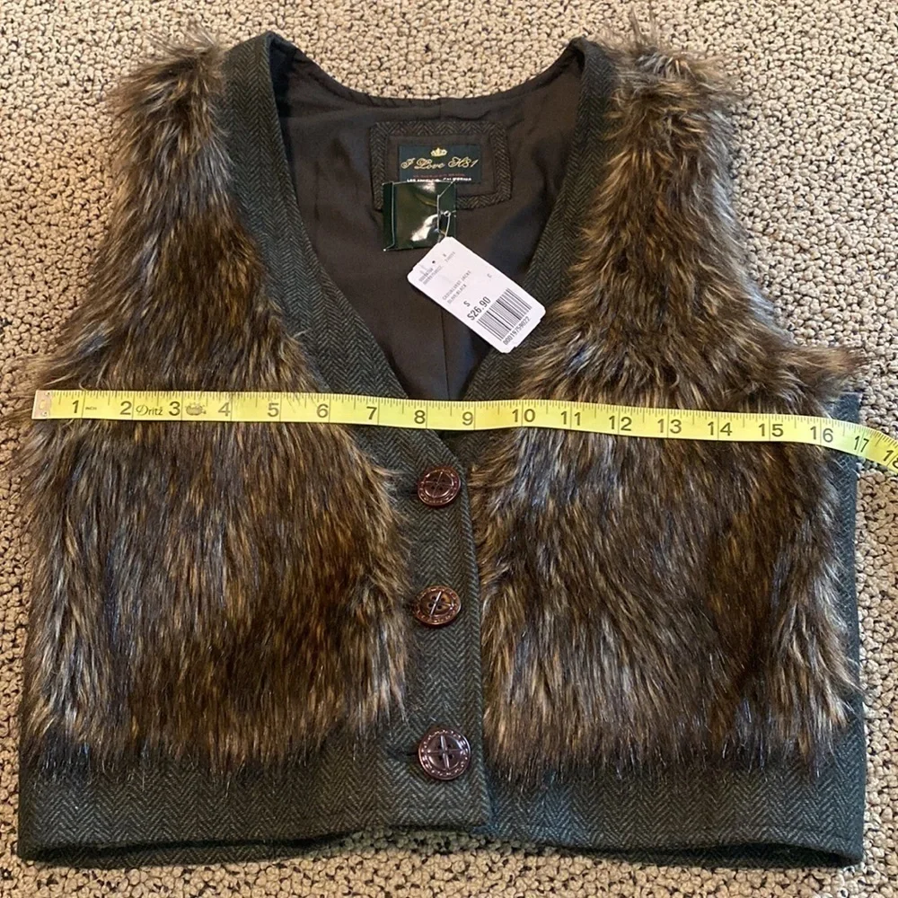NWT Casual Faux Fur & Tweed 3 Button Vest Size Small